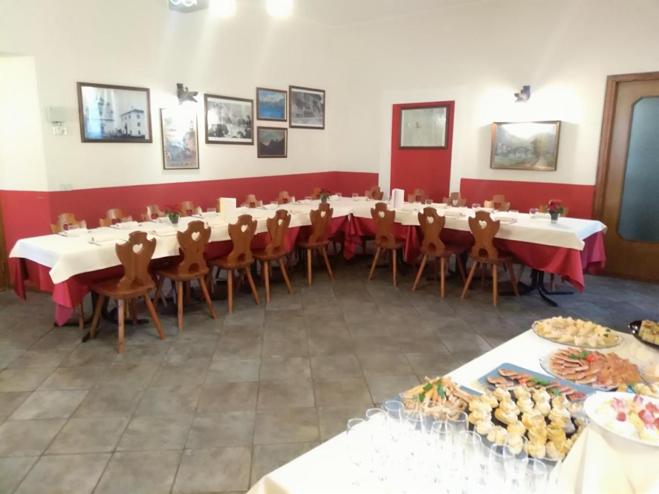 Albergo Ristorante Coppa Dazio Extérieur photo