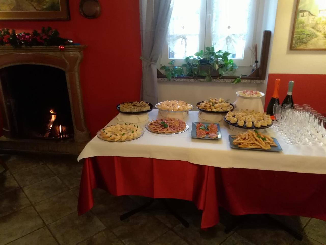 Albergo Ristorante Coppa Dazio Extérieur photo