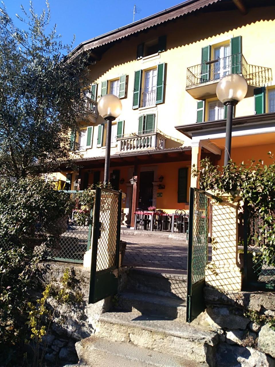 Albergo Ristorante Coppa Dazio Extérieur photo