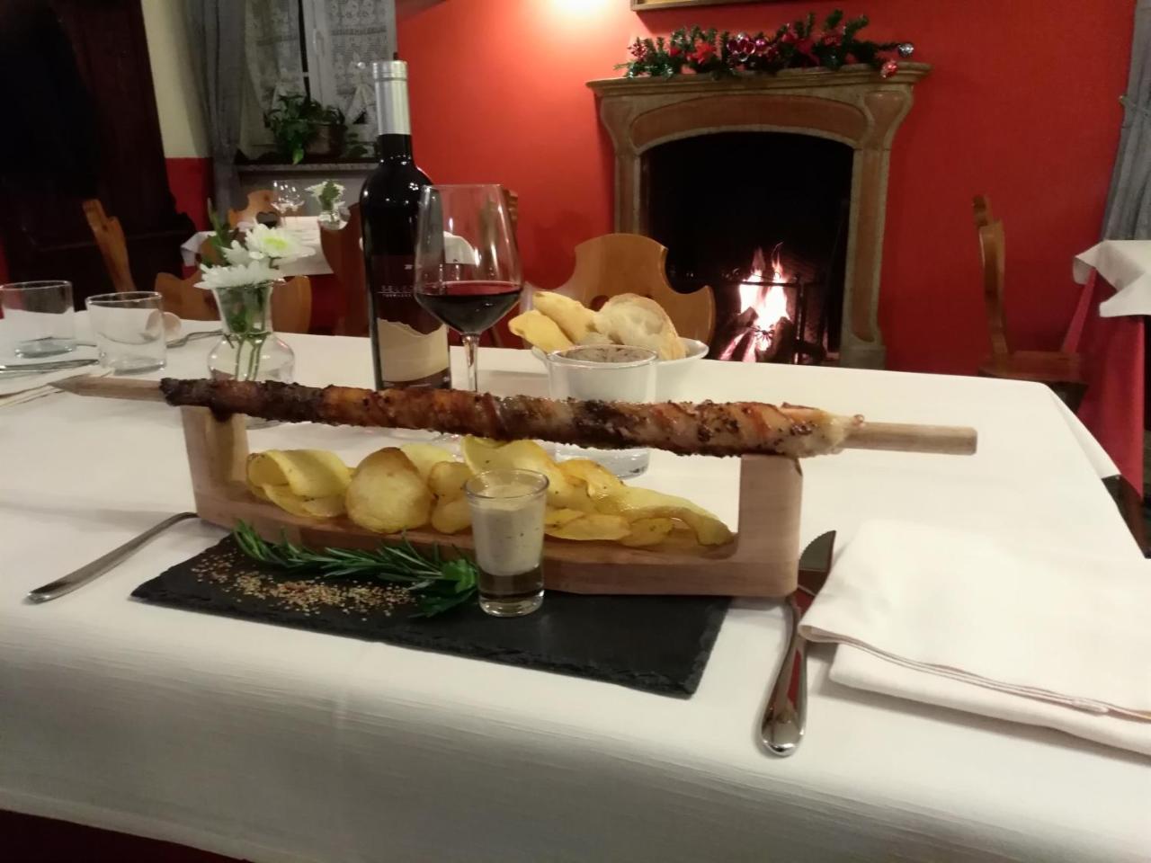 Albergo Ristorante Coppa Dazio Extérieur photo