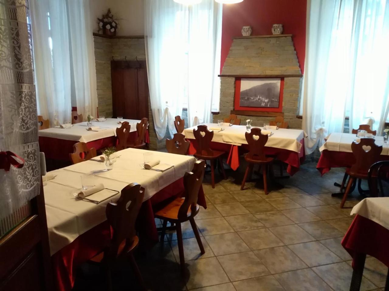 Albergo Ristorante Coppa Dazio Extérieur photo